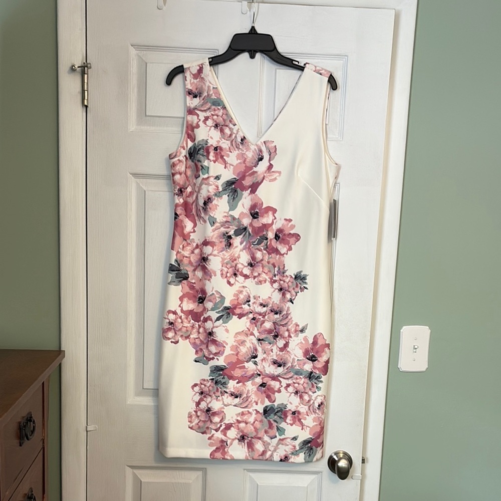 Donna Ricco Pink and Cream Asymmetrical Sleeveless Sheath Dress